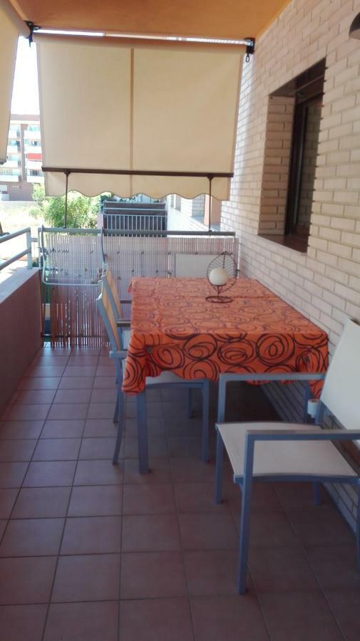 Rosa Sensat Apartment Салоу Екстериор снимка